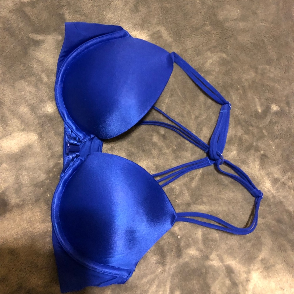 Victoria secret bra size 32c